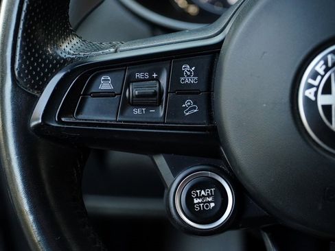 Used 2022 Alfa Romeo Stelvio Sprint image 24