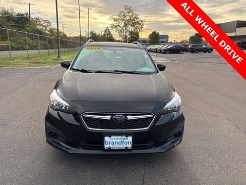 Used 2018 Subaru Impreza 2.0i Premium image 2