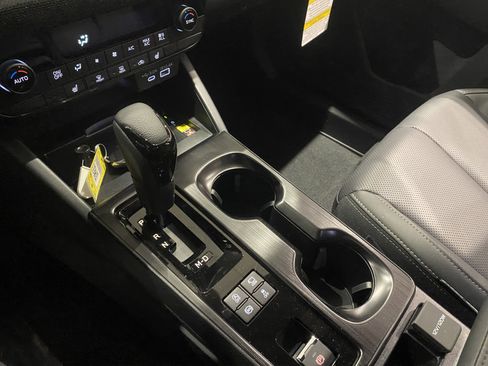 New 2026 Subaru Outback Limited XT image 9