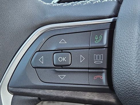 New 2025 Jeep Grand Cherokee Limited w/ Luxury Tech Group II image 27