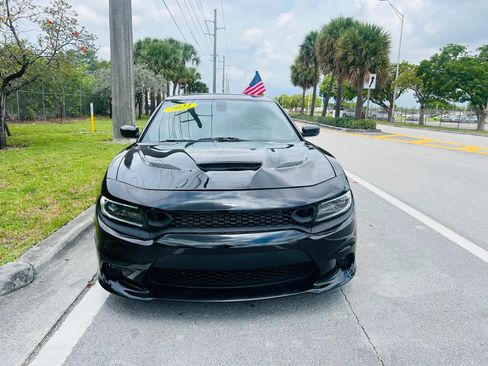 Used 2021 Dodge Charger Scat Pack w/ Plus Group RWD image 7