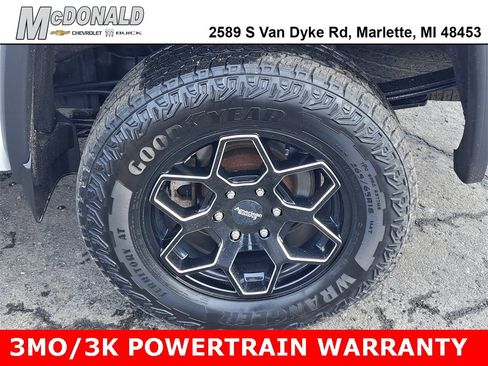 Used 2018 GMC Sierra 1500 SLT w/ All Terrain Package image 25