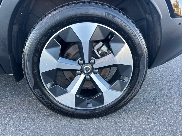 Used 2026 Volvo XC40 B5 Plus AWD/4WD image 9