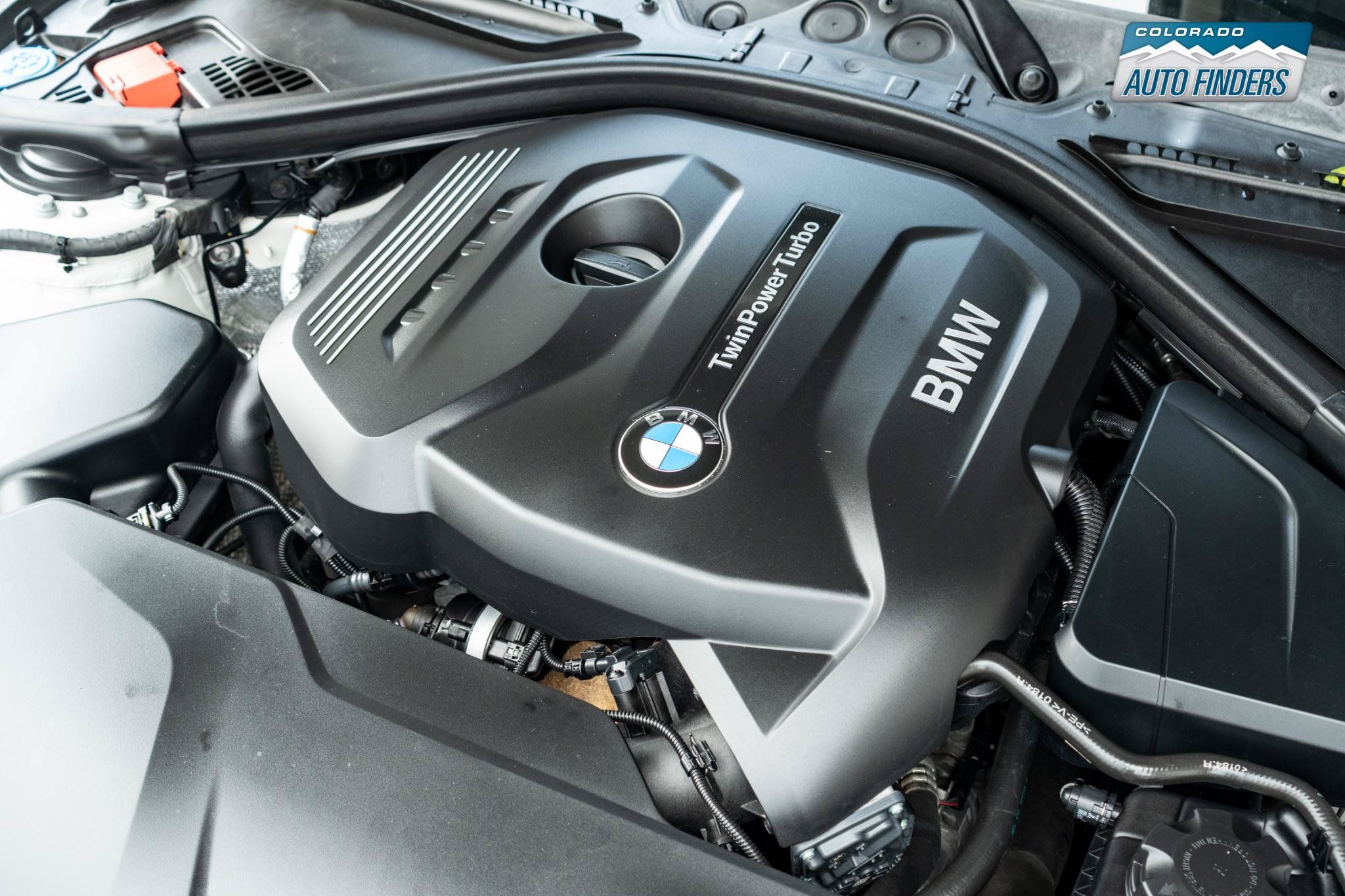 Used 2017 BMW 330i xDrive Wagon AWD/4WD image 31