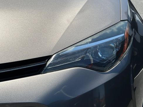 Used 2018 Toyota Corolla LE FWD image 46
