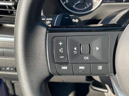 Certified 2023 Nissan Rogue SV AWD/4WD image 13