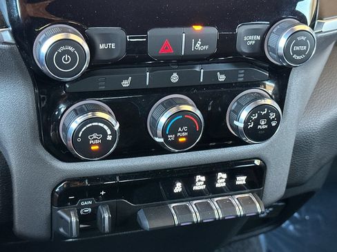 Used 2025 RAM 1500 Big Horn AWD/4WD image 20