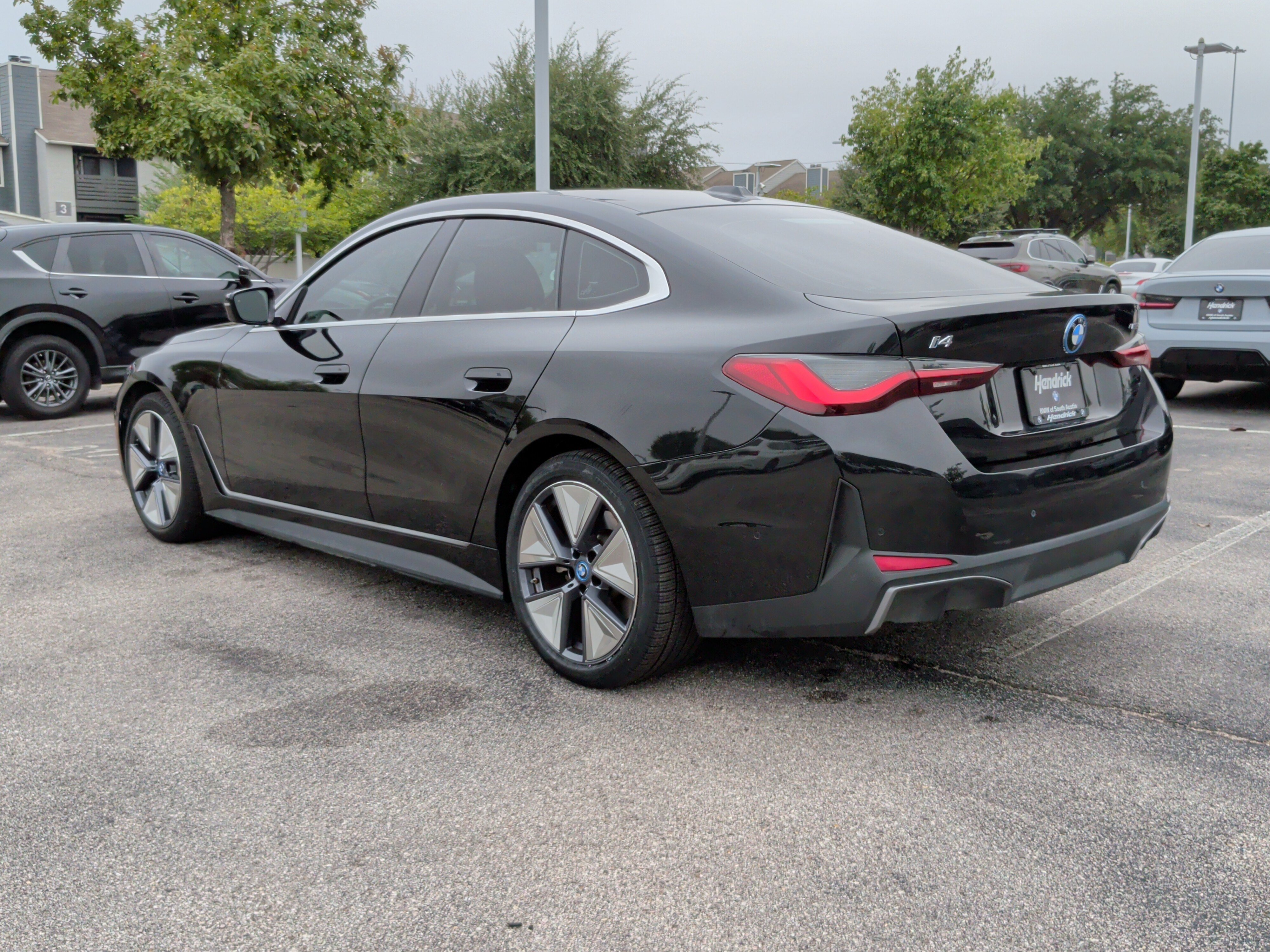 Used 2023 BMW i4 eDrive35 w/ Premium Package RWD image 9