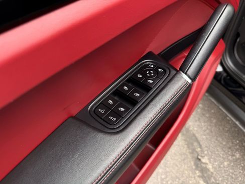 Used 2022 Porsche Cayenne Coupe image 51