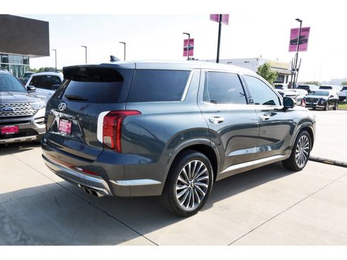 Used 2024 Hyundai Palisade Calligraphy FWD image 8