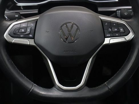 Certified 2023 Volkswagen Jetta SE image 16