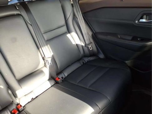 Used 2023 Nissan Rogue SL w/ SL Premium Package FWD image 17