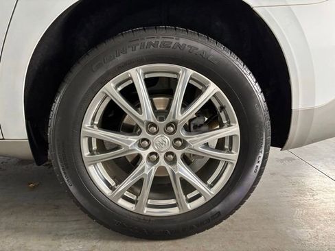 Used 2022 Buick Enclave Premium image 8