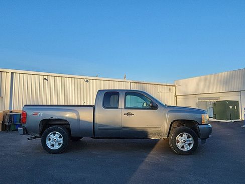 Used 2009 Chevrolet Silverado 1500 LT w/ Power Pack Plus image 5