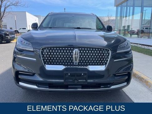 Certified 2023 Lincoln Aviator Reserve w/ Elements Package Plus AWD/4WD image 2