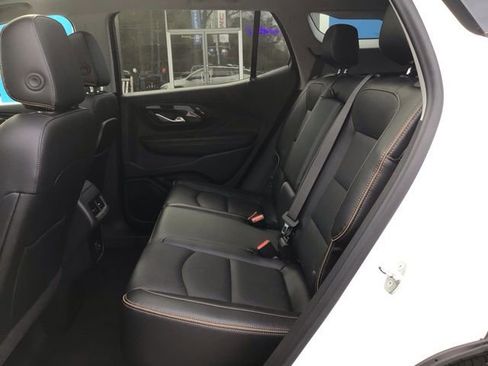 Used 2022 GMC Terrain AT4 w/ Infotainment Package II image 18