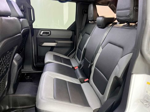 Used 2022 Ford Bronco Black Diamond AWD/4WD image 29