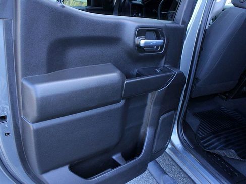 Used 2021 Chevrolet Silverado 1500 Custom image 18