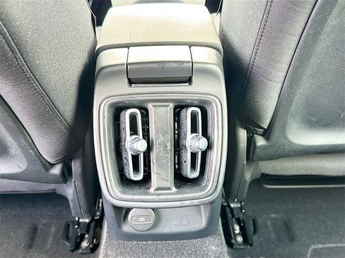 Used 2022 Polestar Polestar 2 image 25