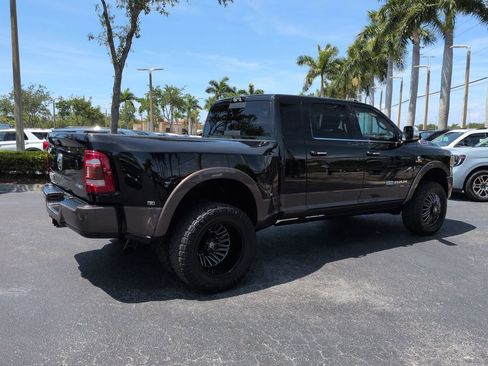 Used 2022 RAM 3500 Limited AWD/4WD image 4