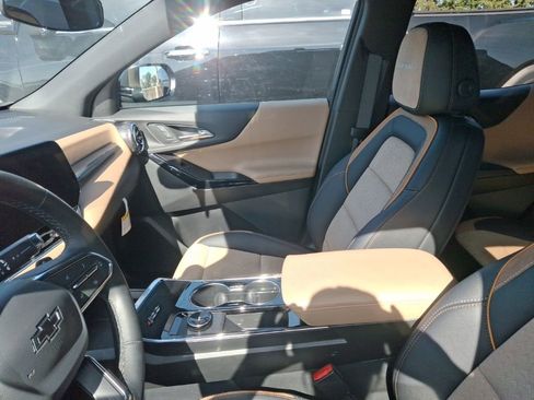 Used 2026 Chevrolet Equinox ACTIV w/ Convenience Package III AWD/4WD image 8