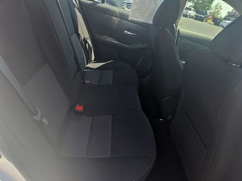Used 2022 Nissan Sentra SV FWD image 27