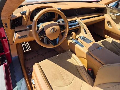 Used 2018 Lexus LC 500 Coupe w/ Performance Package RWD image 11