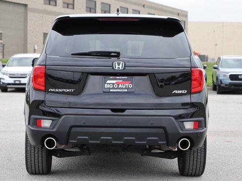 Used 2023 Honda Passport EX-L image 10