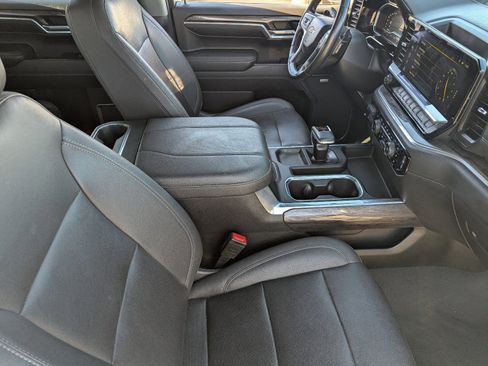 Used 2023 Chevrolet Silverado 1500 LTZ image 12