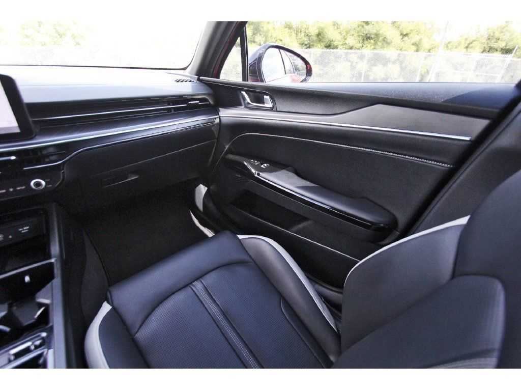 Used 2025 Kia K5 GT-Line w/ GT-Line Premium Package FWD image 11
