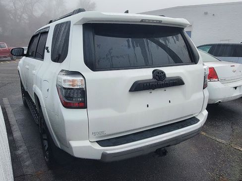 Used 2024 Toyota 4Runner TRD Off-Road image 8