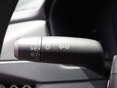 Used 2025 Honda Accord SE image 32