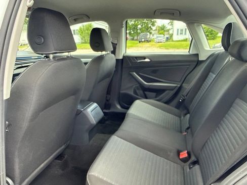 Used 2025 Volkswagen Jetta S FWD image 28
