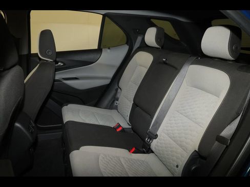 Used 2020 Chevrolet Equinox LT AWD/4WD image 18