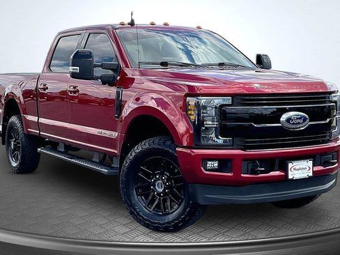 Used 2019 Ford F250 Lariat w/ Lariat Ultimate Package AWD/4WD image 12