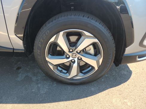Certified 2025 Toyota RAV4 SE AWD/4WD image 12