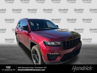 Used 2023 Jeep Grand Cherokee Limited w/ Black Appearance Package