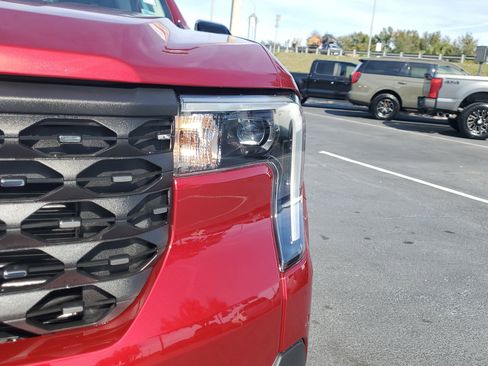 Used 2025 Ford Maverick Lariat w/ 4K Tow Package image 3