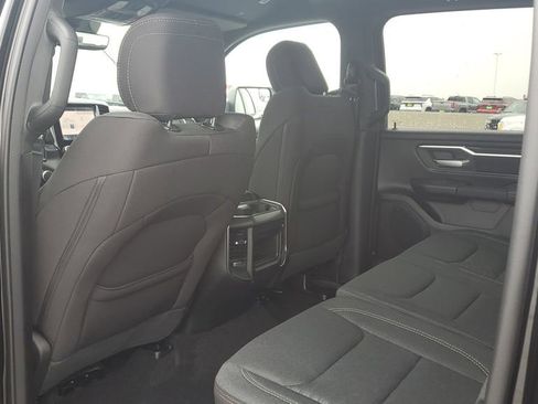 New 2026 RAM 1500 4x4 Crew Cab image 15