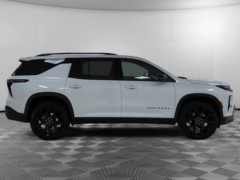 Certified 2026 Chevrolet Traverse RS AWD/4WD image 6