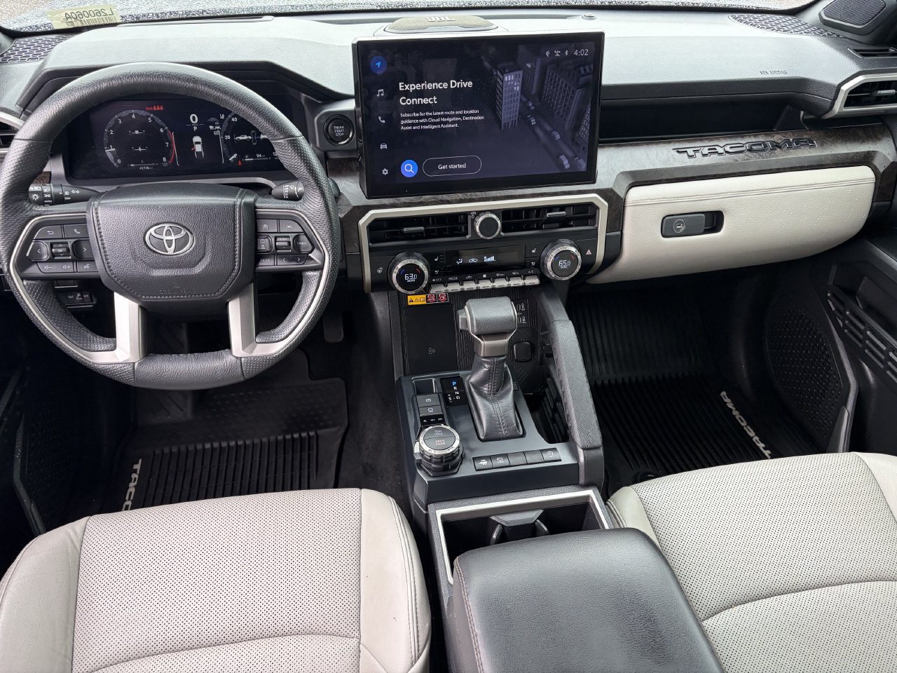 Used 2025 Toyota Tacoma Limited AWD/4WD image 15