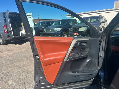Used 2013 Toyota RAV4 Limited image 9