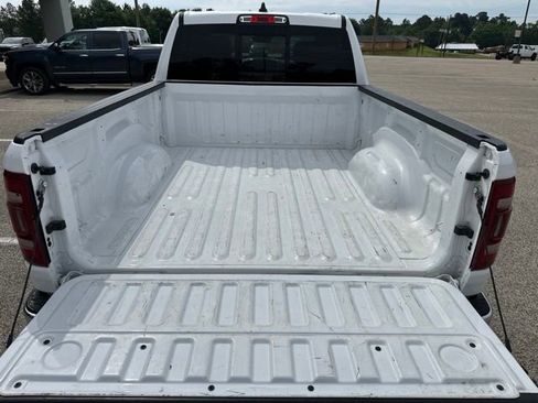 Used 2022 RAM 1500 Laramie AWD/4WD image 39