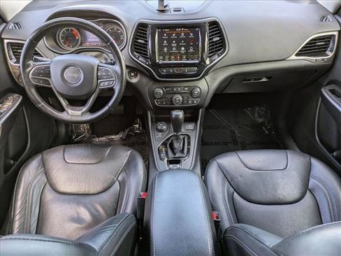 Used 2019 Jeep Cherokee Limited w/ Luxury Group image 19