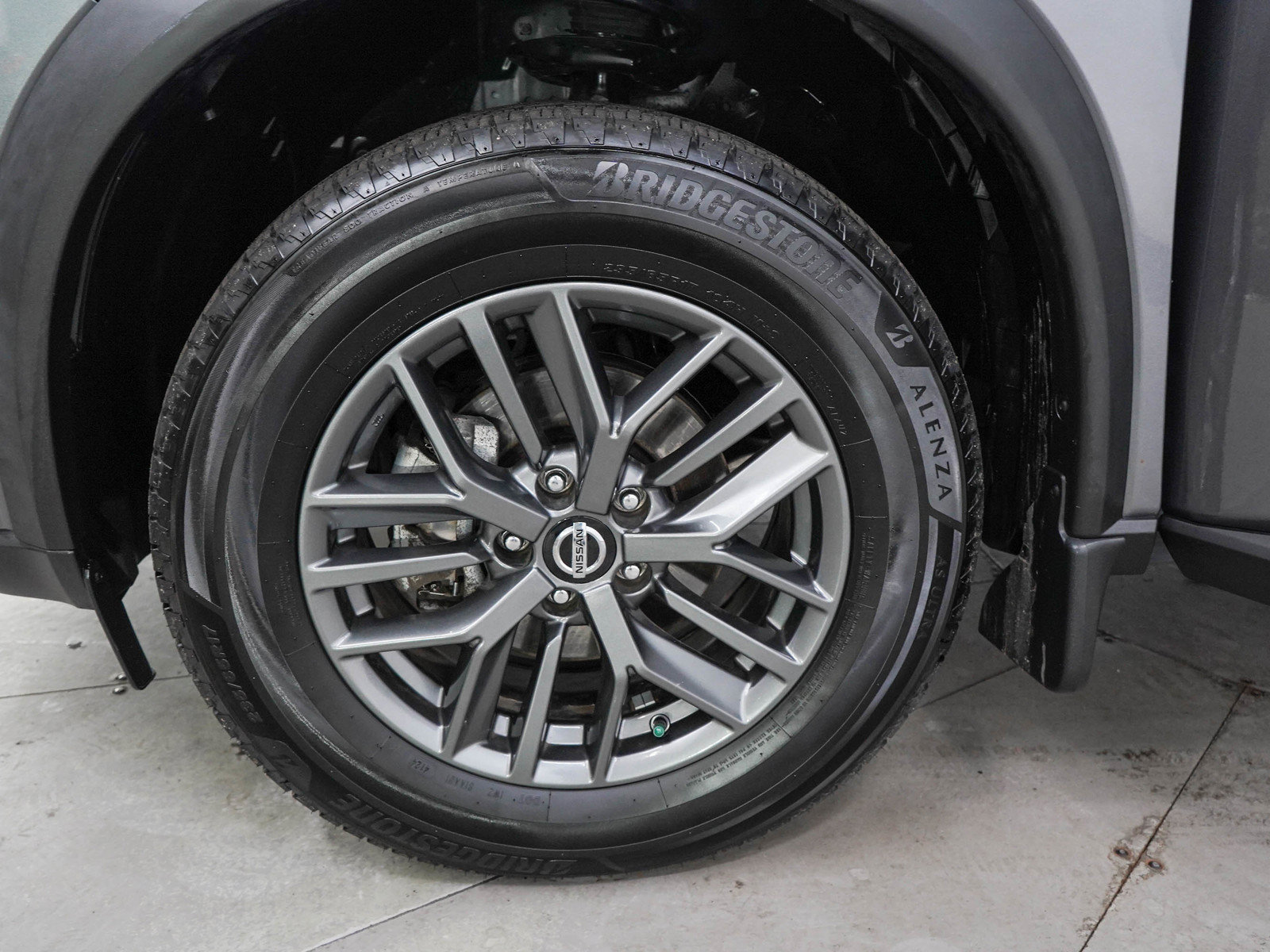 Used 2021 Nissan Rogue S FWD image 27