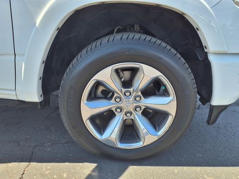 Used 2021 RAM 1500 Limited AWD/4WD image 9
