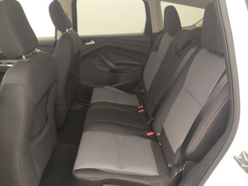 Used 2019 Ford Escape SE AWD/4WD image 18