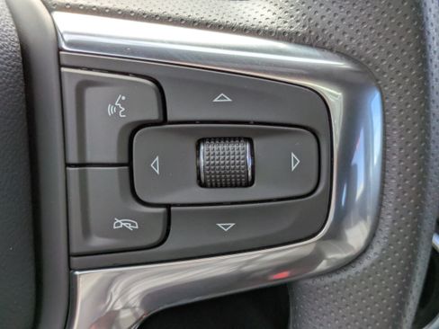 New 2025 Chevrolet Blazer LT w/ Midnight/Sport Edition image 15