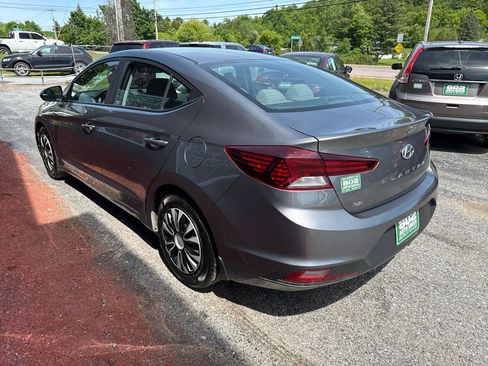 Used 2019 Hyundai Elantra SE FWD image 7
