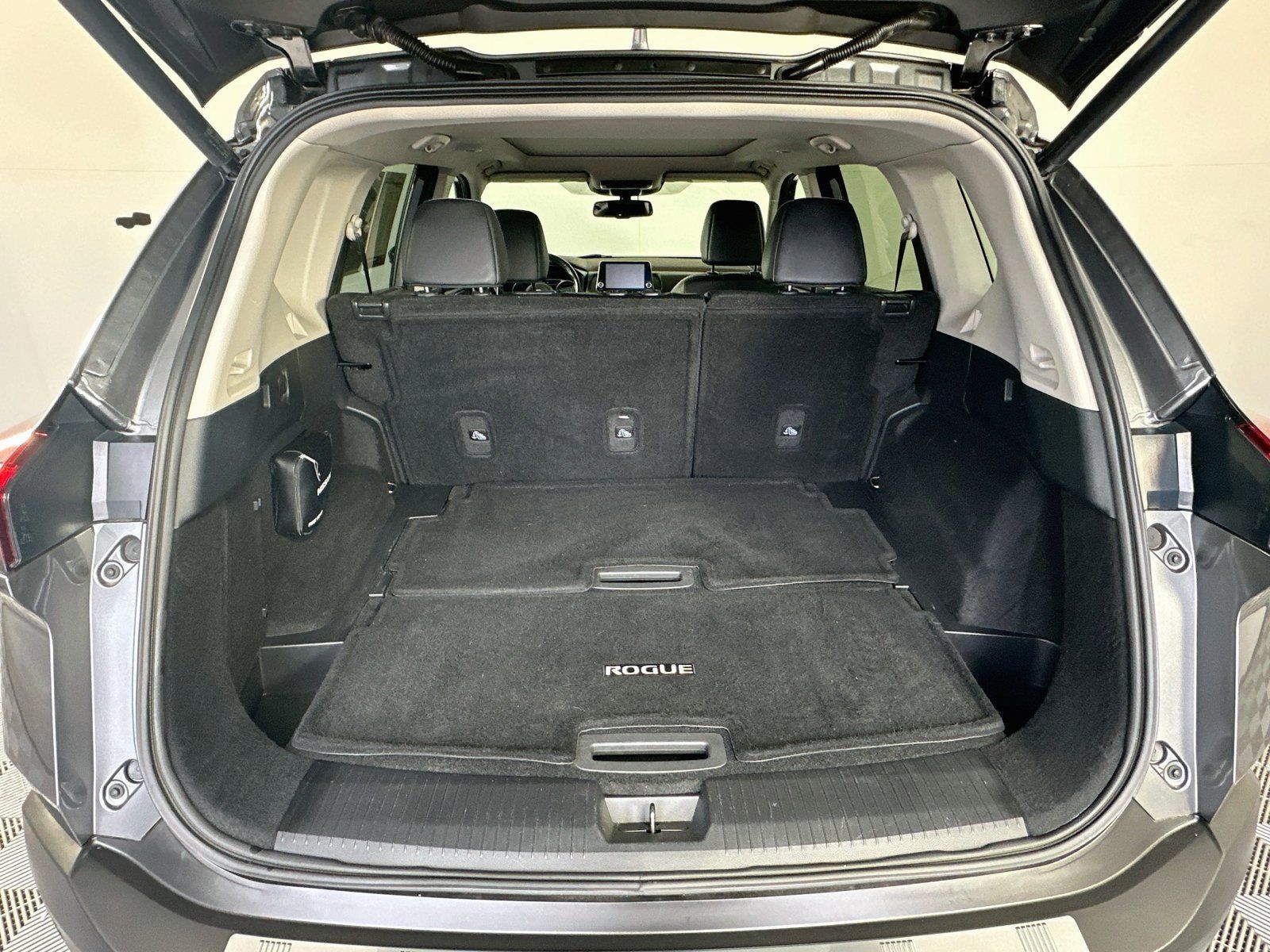 Used 2021 Nissan Rogue SL AWD/4WD image 24